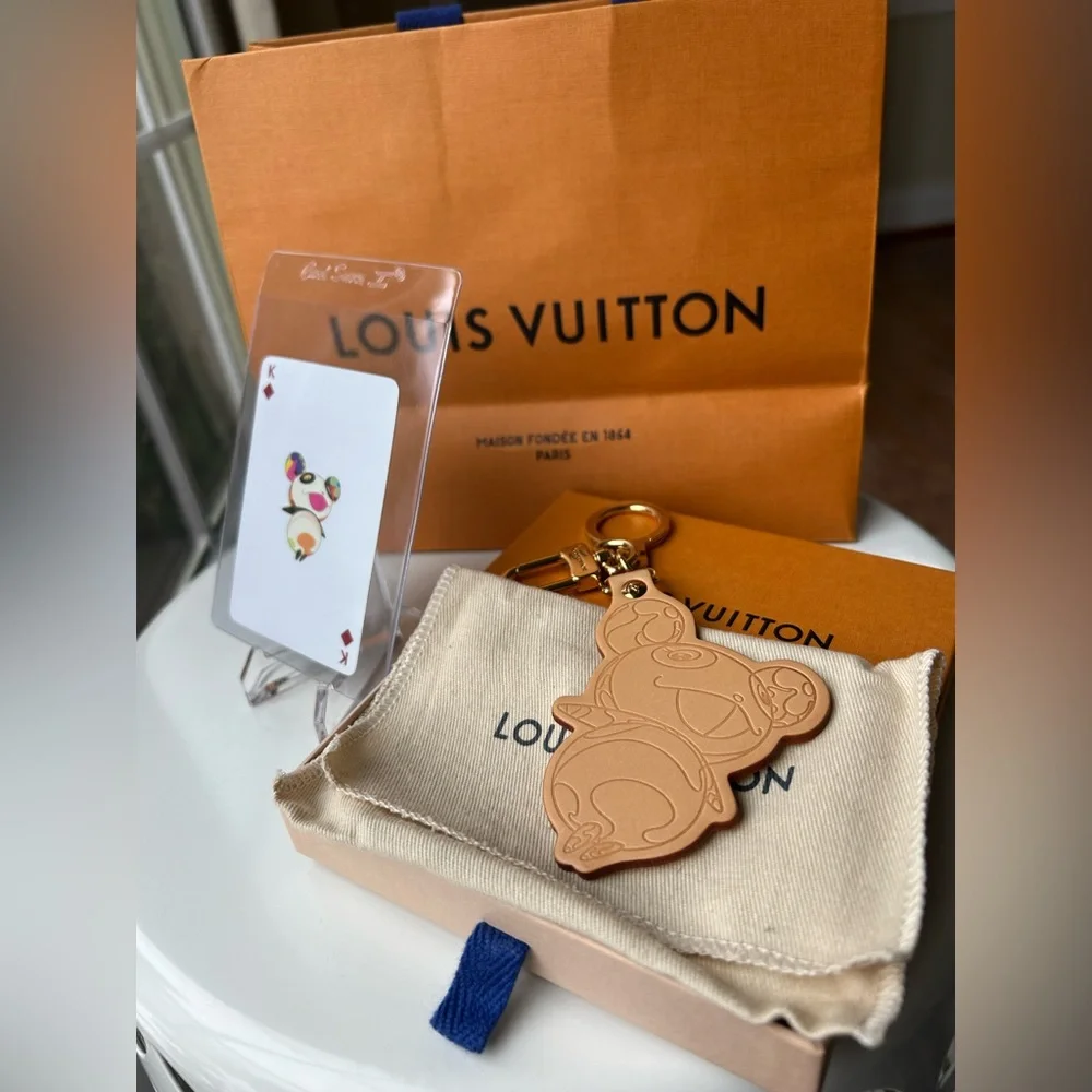 Louis Vuitton X Murakami Porte Cles Panda Key Ring + Panda LV collectible card - Picture 13 of 16
